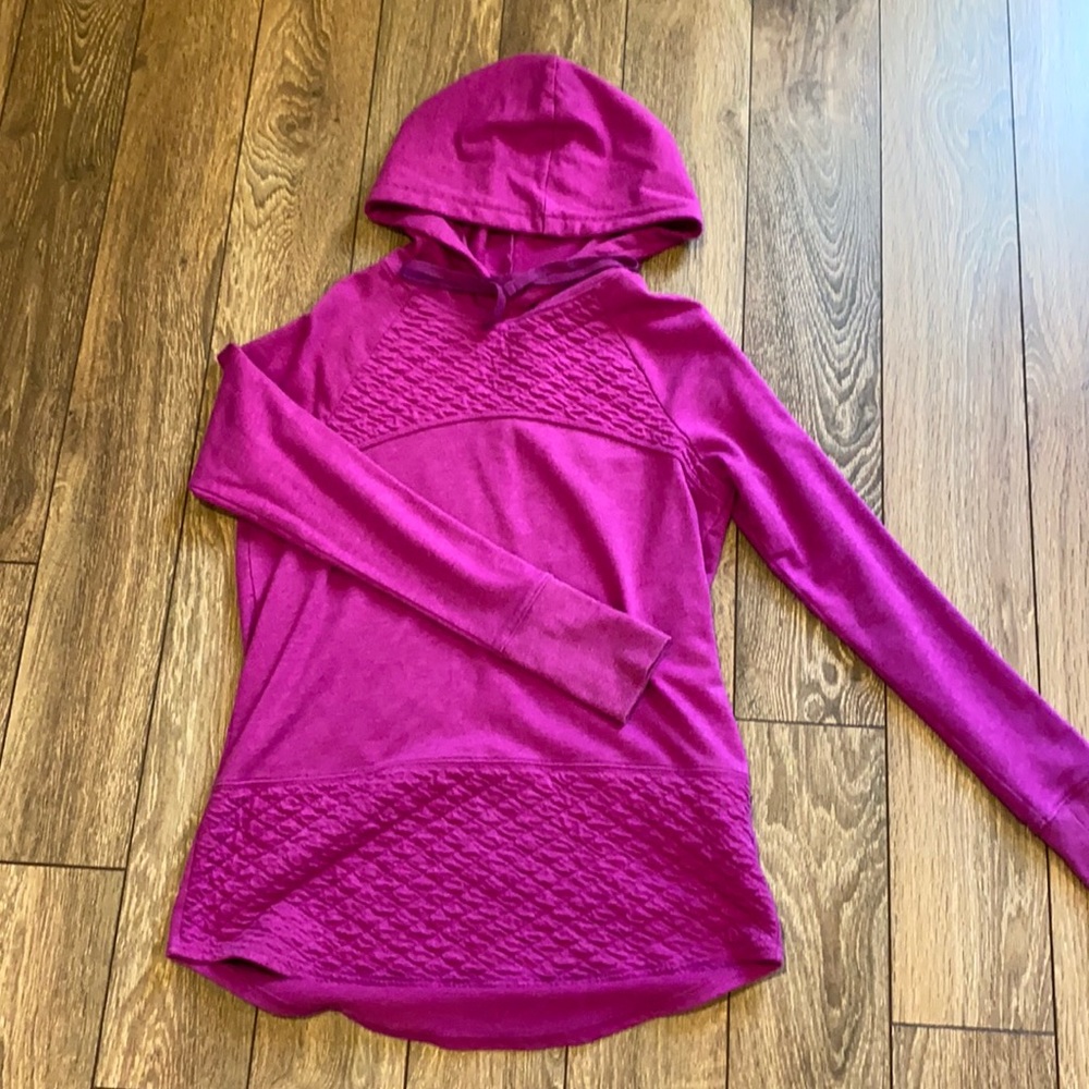 Tek Gear sweater